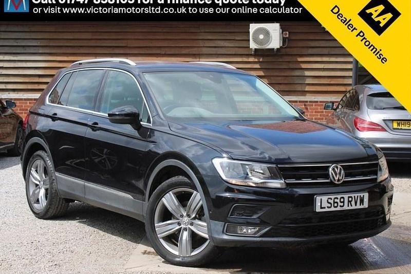 Black Used 2019 VW Tiguan Match SUV | £17,995 (Super price) - Image 1/1