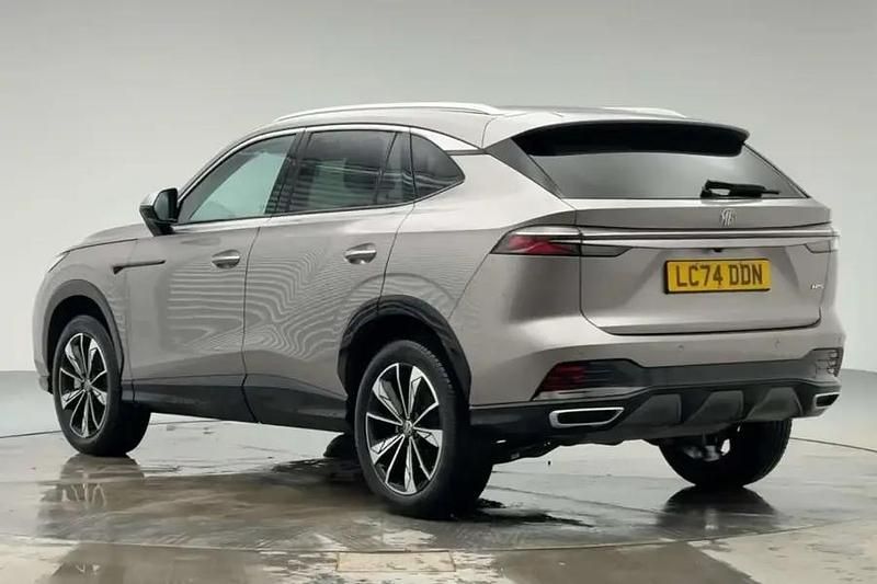 Used MG HS Trophy 170 HP (125 kW) 2024 Metallic  cosmic silver SUV