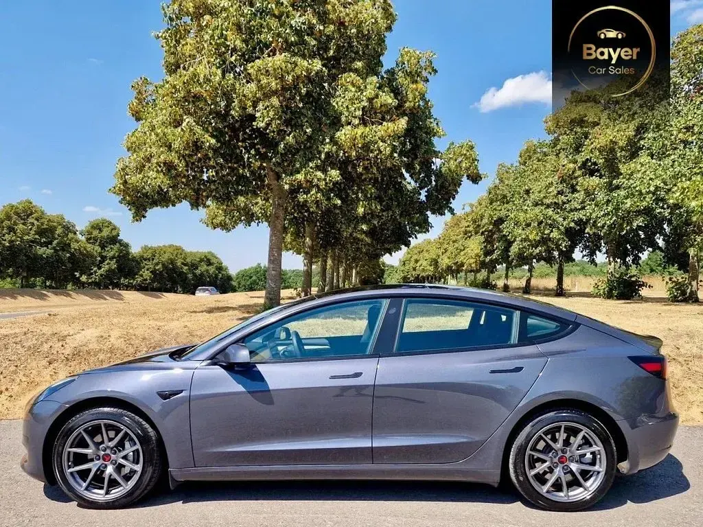 Used Tesla Model 3 RWD 208 kW (283 HP) 2023 Grey Sedan