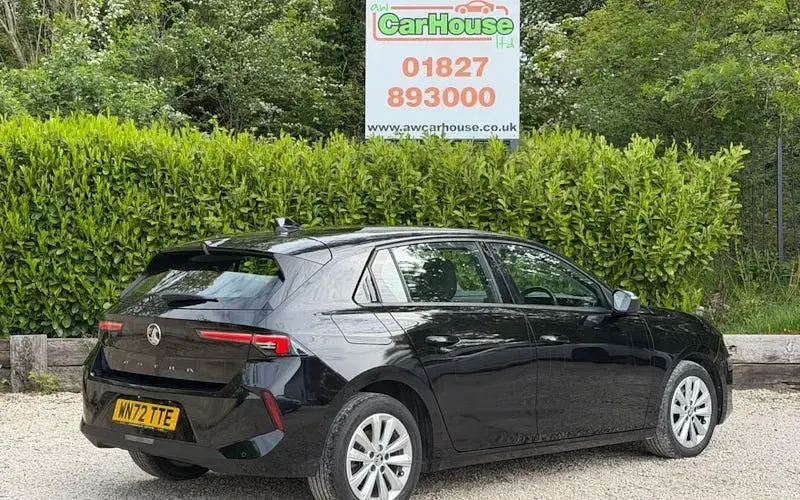 Used Vauxhall Astra Design Edition 131 HP (96 kW) 2025 Hatchback