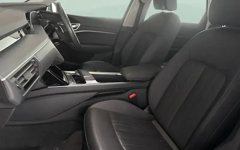 Used Audi e-tron Comfort 230 kW (313 HP) 2021 Grey SUV