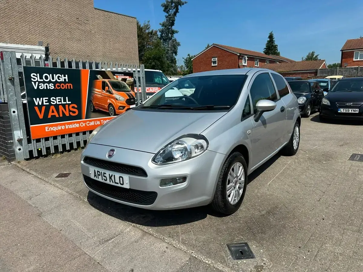 Used Fiat Punto Pop 69 HP (50 kW) 2015 Grey Hatchback