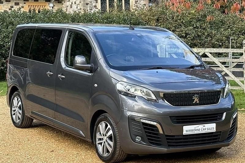 Used Peugeot Traveller Allure 150 HP (110 kW) 2018 Grey MPV