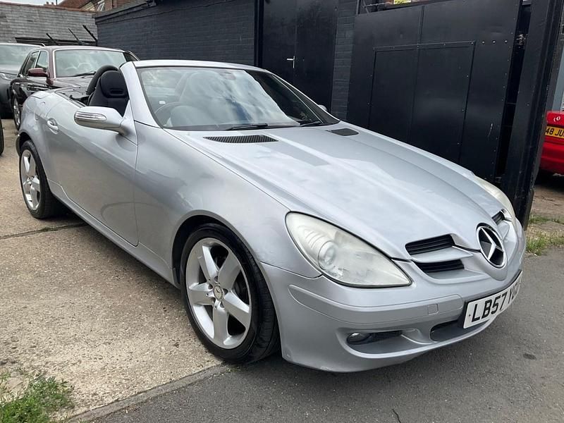 Silver Used 2007 Mercedes SLK200 Cabriolet | £2,890 (Super price) - Image 1/2