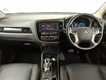 Used Mitsubishi Outlander P-HEV 200 HP (147 kW) 2018 Black SUV