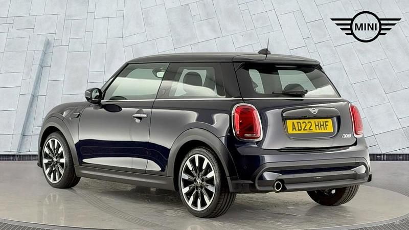 Used Mini Cooper Exclusive 134 HP (98 kW) 2022 Black Hatchback
