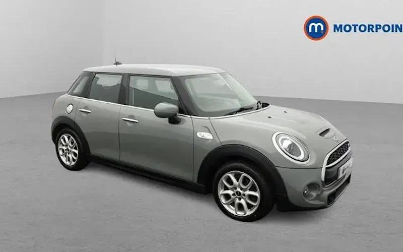 Used Mini Cooper S Classic 192 HP (141 kW) 2019 Hatchback