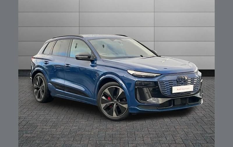 Used Audi Q6 e-tron Advanced 284 kW (387 HP) 2025 Blue SUV