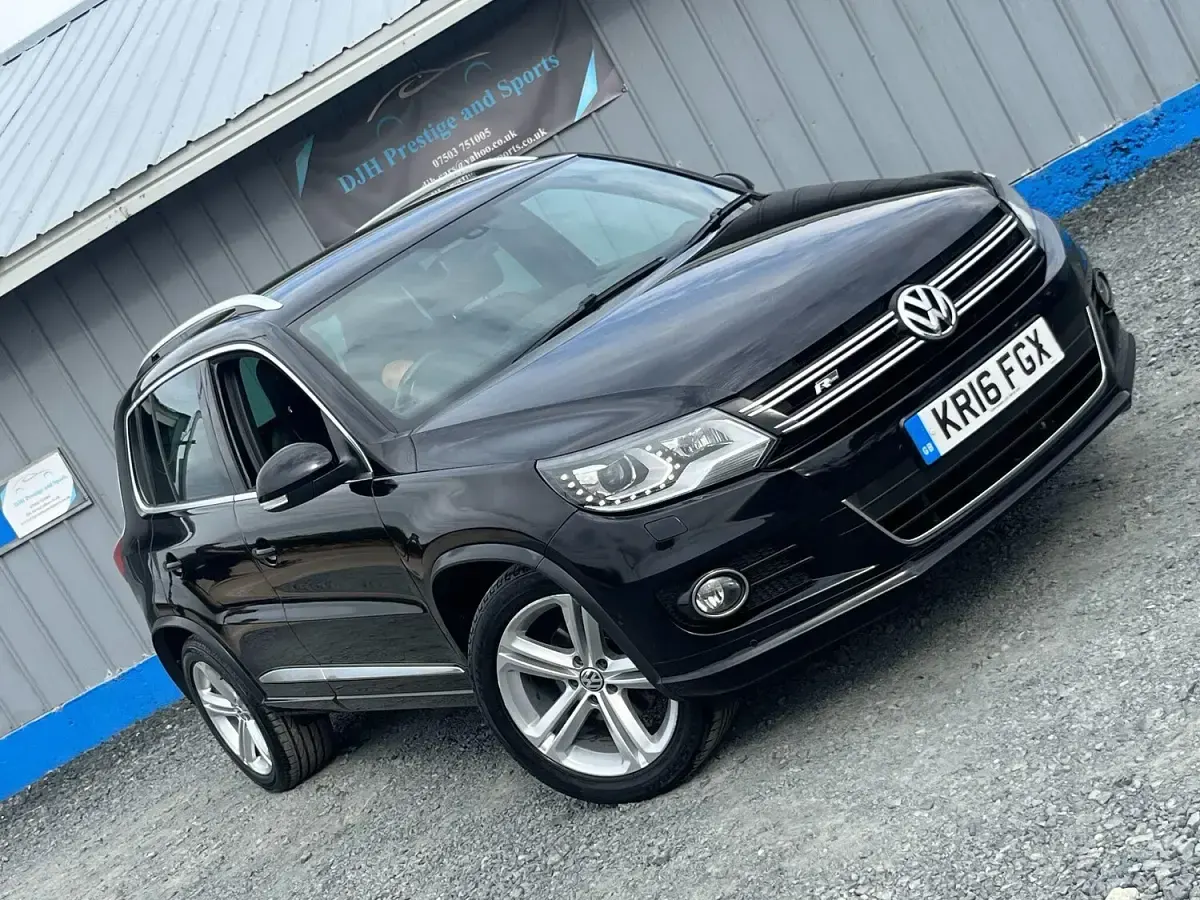 Used VW Tiguan R-line Edition 150 HP (110 kW) 2016 Black SUV