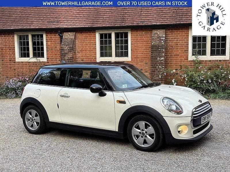 White Used 2014 Mini Cooper Hatch Hatchback | £7,000 (Fair price) - Image 1/4