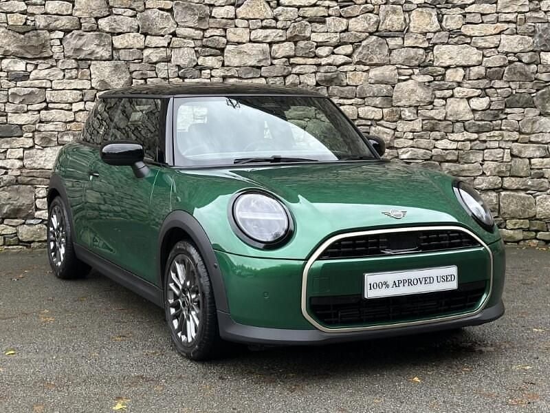 Green Used 2025 Mini Cooper Hatch Hatchback | £25,749 - Image 1/4