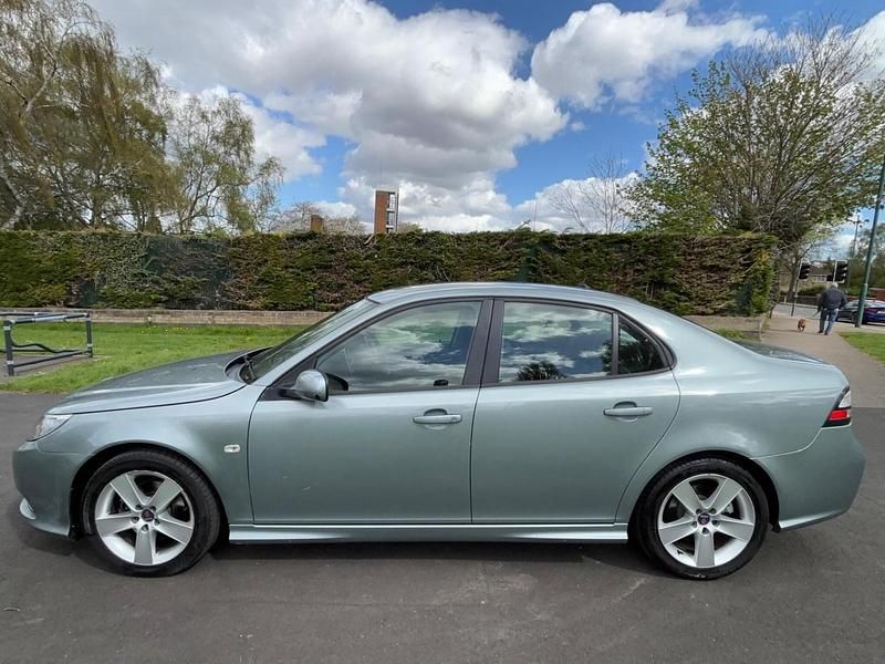 Usado Saab 9-3 150 HP (110 kW) 2009 Cinzento Sedan
