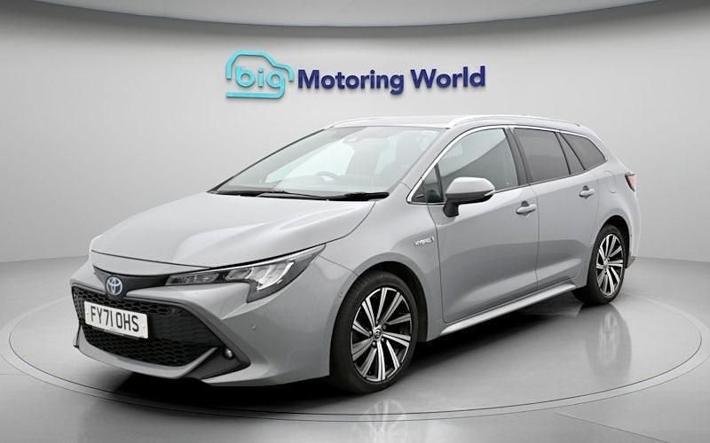 Used Toyota Corolla Design 122 HP (89 kW) 2021 Estate