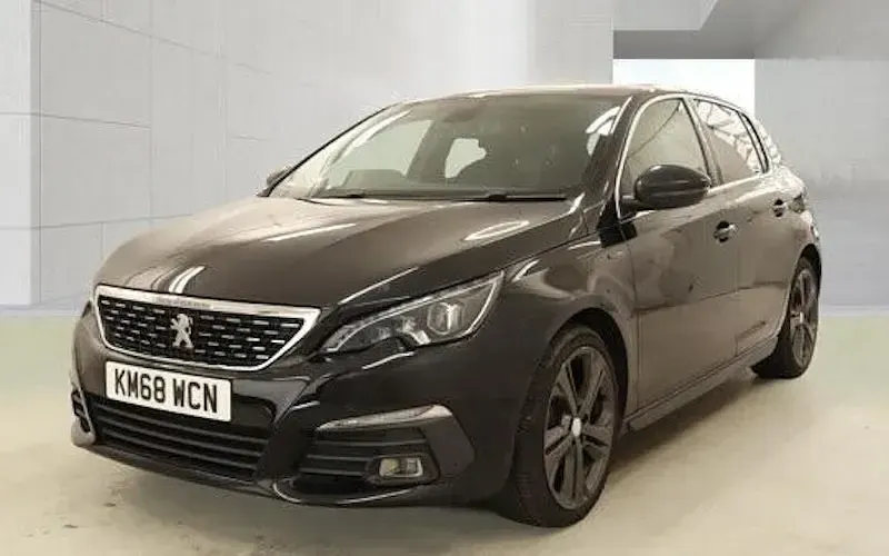 Used Peugeot 308 GT-line 131 HP (96 kW) 2020 Hatchback