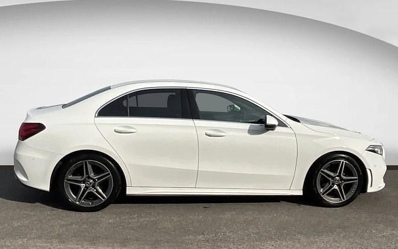Used Mercedes A180 Executive 116 HP (85 kW) 2019 White Sedan