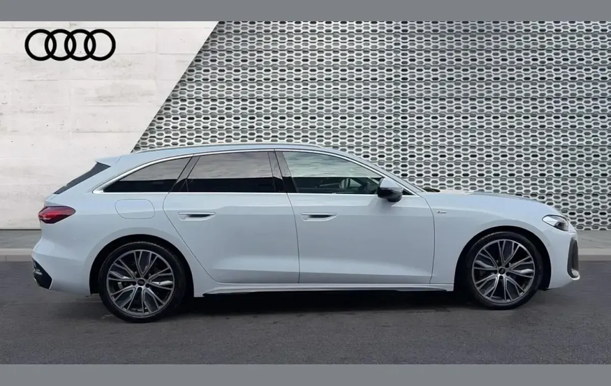 Used Audi A5 S-Line 150 HP (110 kW) 2026 White Estate