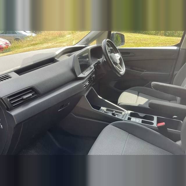 Image 2/4