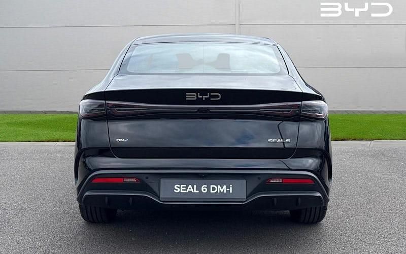 New BYD Seal Boost 184 HP (135 kW) 2026 Black Sedan