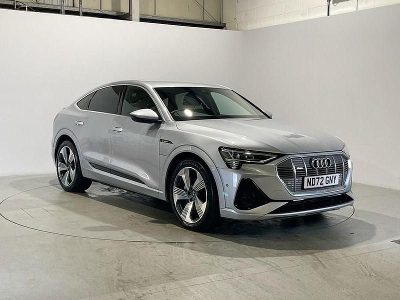Used Audi e-tron S-Line 300 kW (408 HP) 2022 Silver SUV