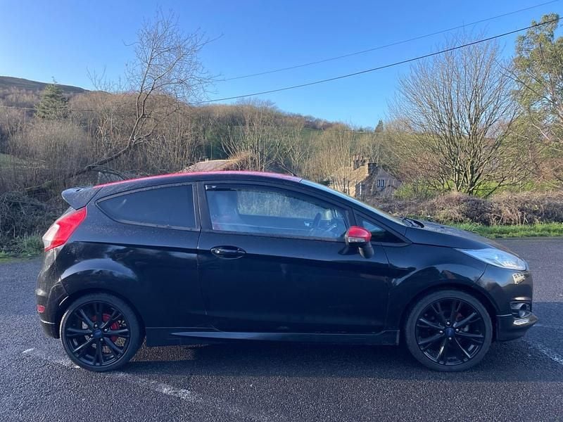Used Ford Fiesta Zetec 2015 Black Hatchback