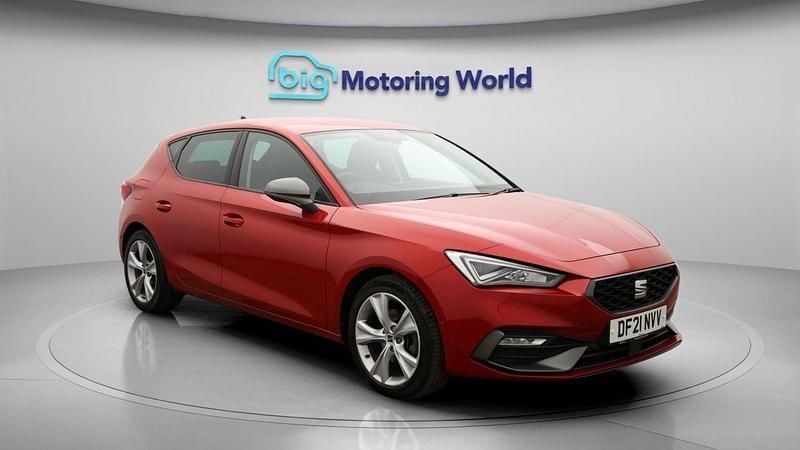 Used Seat Leon FR 129 HP (94 kW) 2021 Red Hatchback