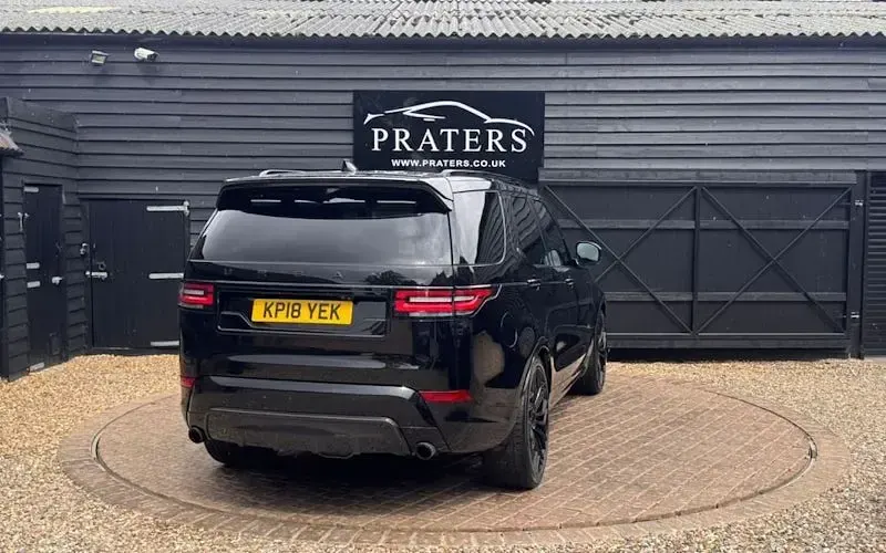 Used Land Rover Discovery HSE 258 HP (189 kW) 2018 Black SUV