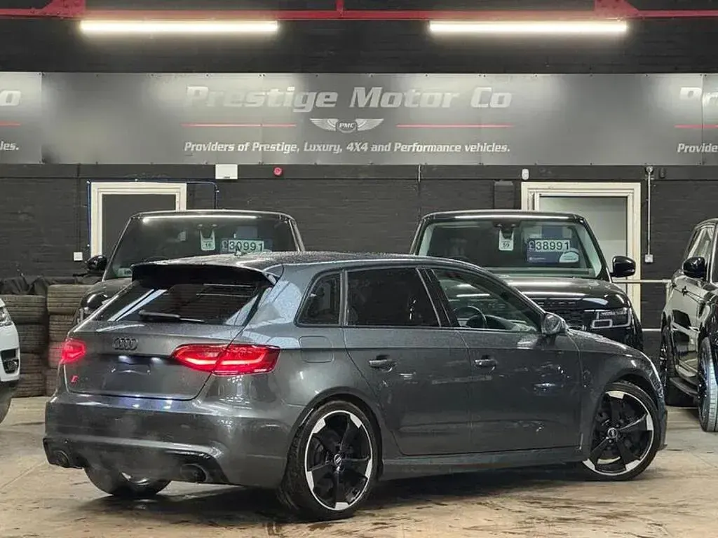 Used Audi RS3 Comfort 367 HP (269 kW) 2016 Sedan