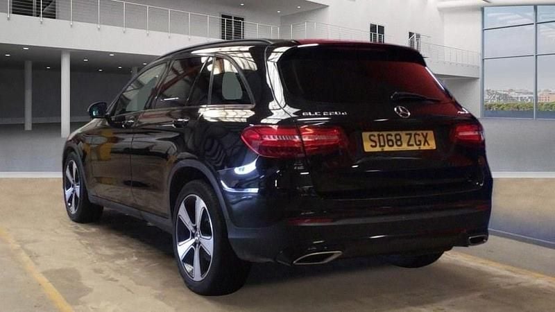 Used Mercedes GLC220 Urban 168 HP (123 kW) 2018 Black Estate