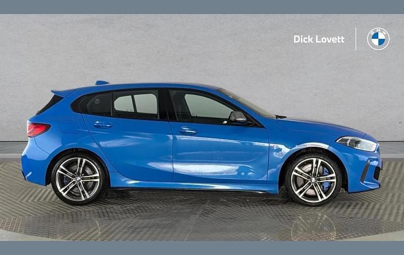 Used BMW M135 Comfort Edition 306 HP (225 kW) 2019 Blue Hatchback