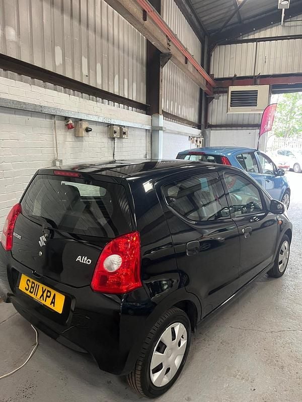Used Suzuki Alto 2011 Black Hatchback