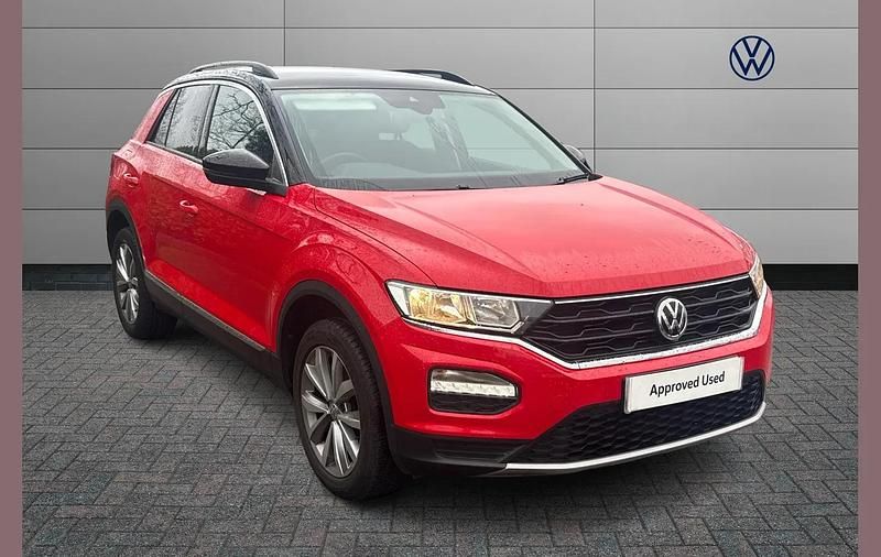 Used VW T-Roc Design 115 HP (84 kW) 2020 Red SUV
