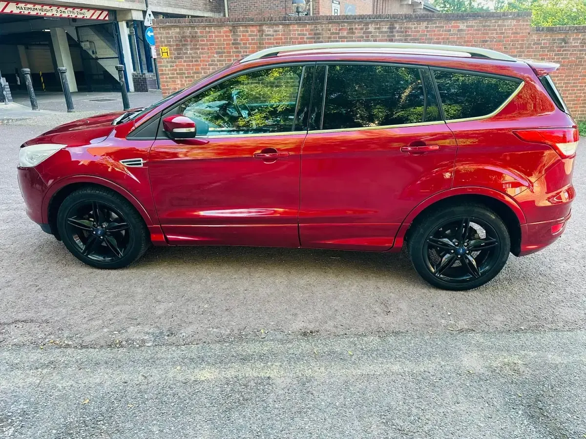 Used Ford Kuga Sport 182 HP (133 kW) 2016 Red SUV