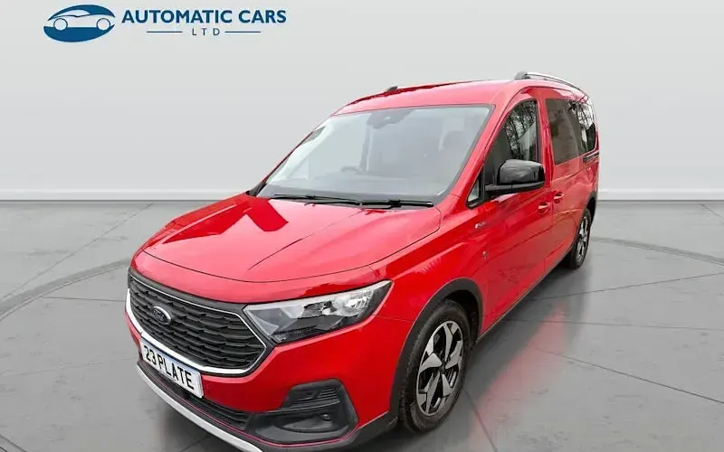 Used Ford Grand Tourneo Connect Active 114 HP (83 kW) 2023 Red MPV