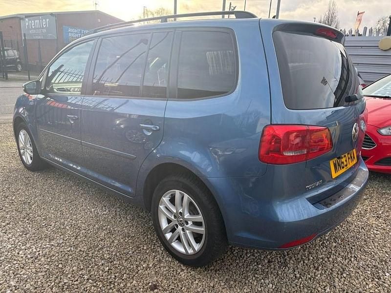 Used VW Touran SE 140 HP (102 kW) 2024 Blue MPV
