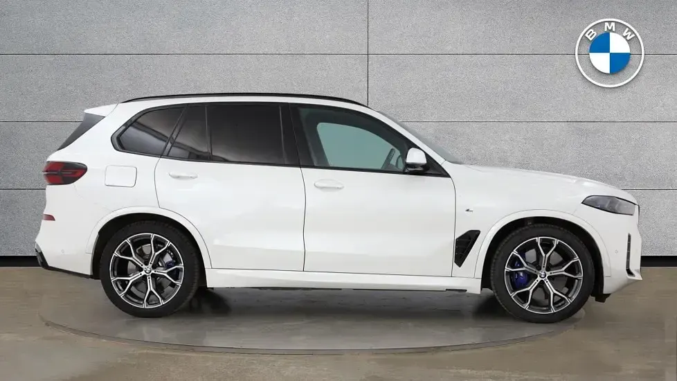 Used BMW X5 M Sport 482 HP (354 kW) 2025 White SUV