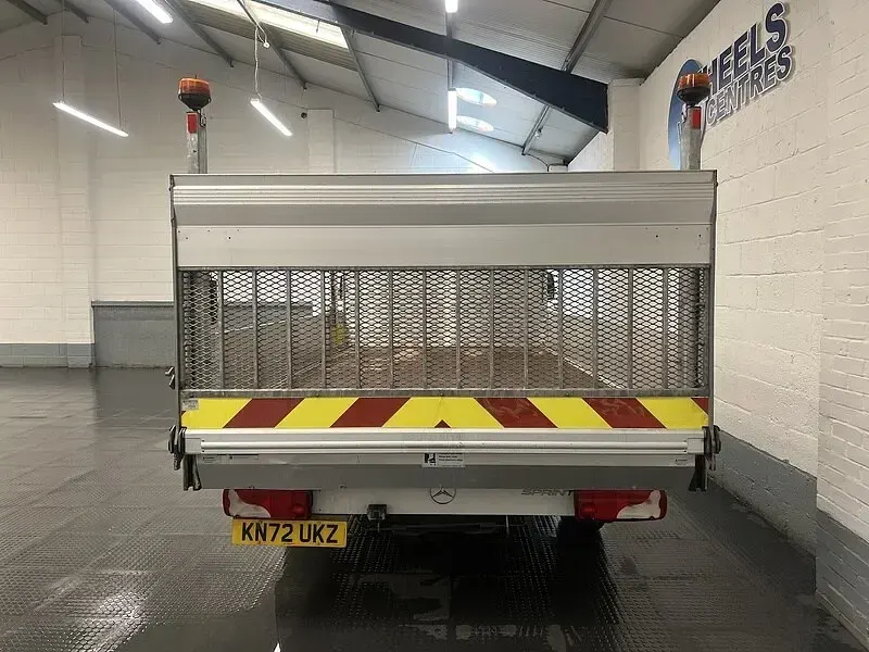 Used Mercedes Sprinter Progressive 150 HP (110 kW) 2022 White Van