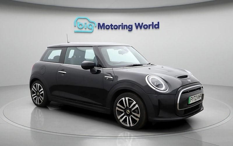 Used Mini Cooper Level 2 135 kW (184 HP) 2023 Hatchback