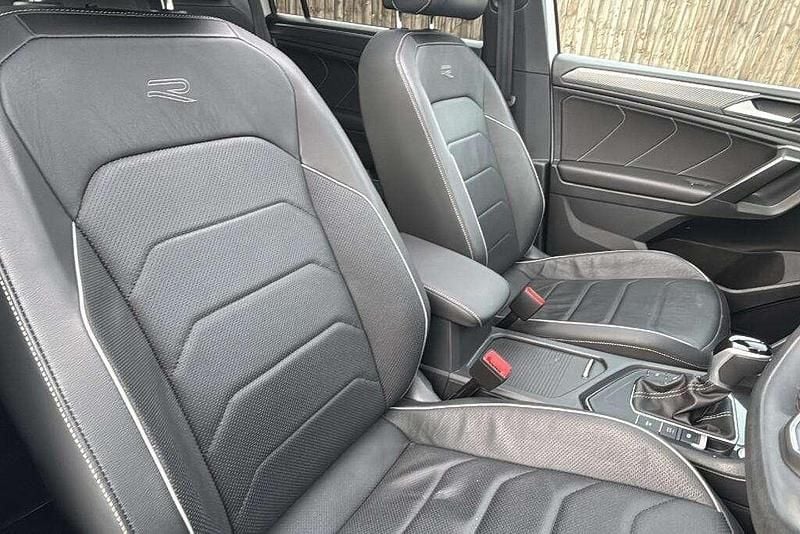 White Used 2024 VW Tiguan Allspace R-line SUV | £37,499 (Expensive) - Image 1/4