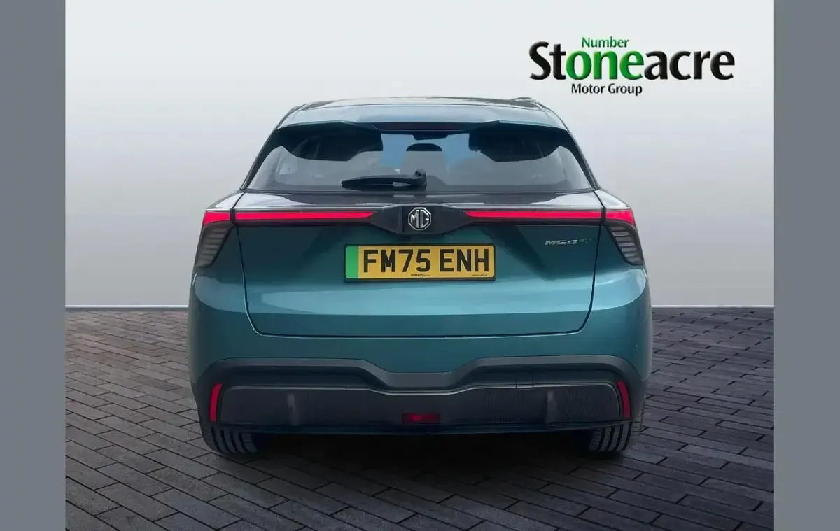 Used MG MG4 EV 180 kW (245 HP) 2026 Green Hatchback