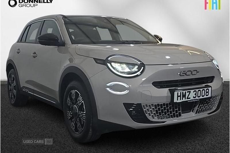 Used 2025 Fiat 600 SUV | £17,495 (Good price) - Image 1/1