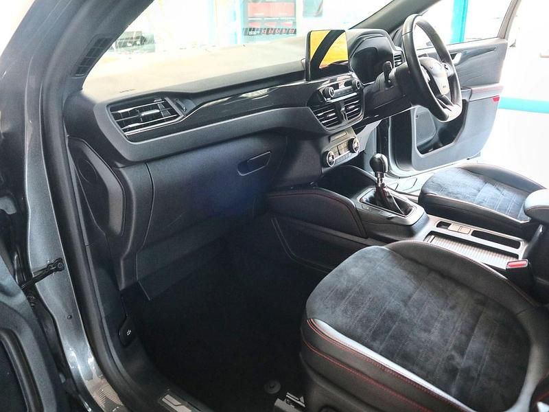 Used Ford Kuga ST-Line 150 HP (110 kW) 2022 Grey SUV