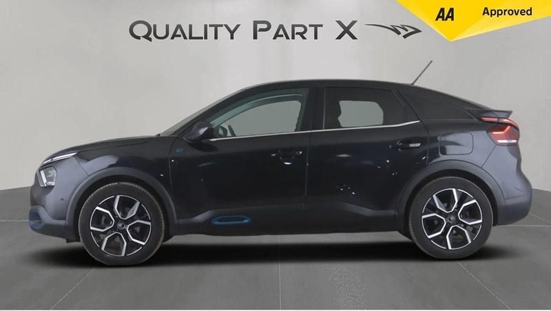 Used Citroën e-C4 Shine 100 kW (136 HP) 2021 Black Hatchback