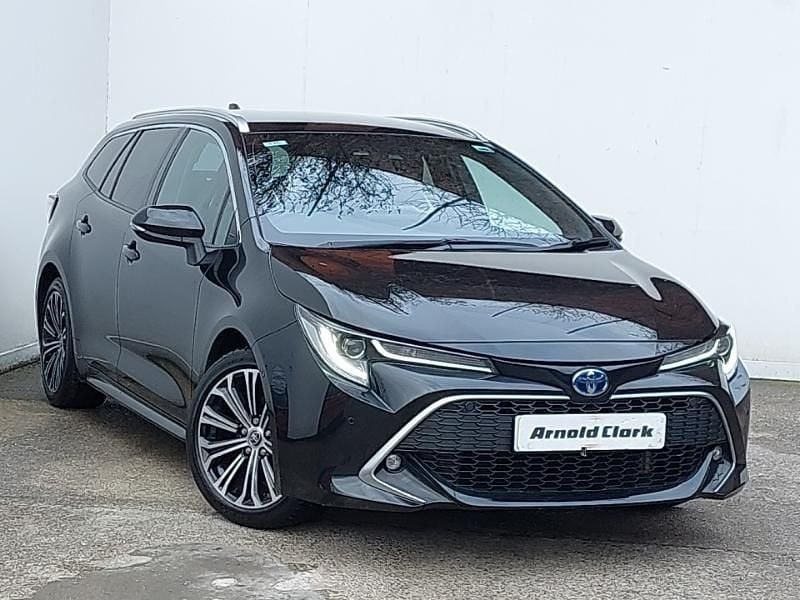 Used Toyota Corolla 122 HP (89 kW) 2023 Black Estate