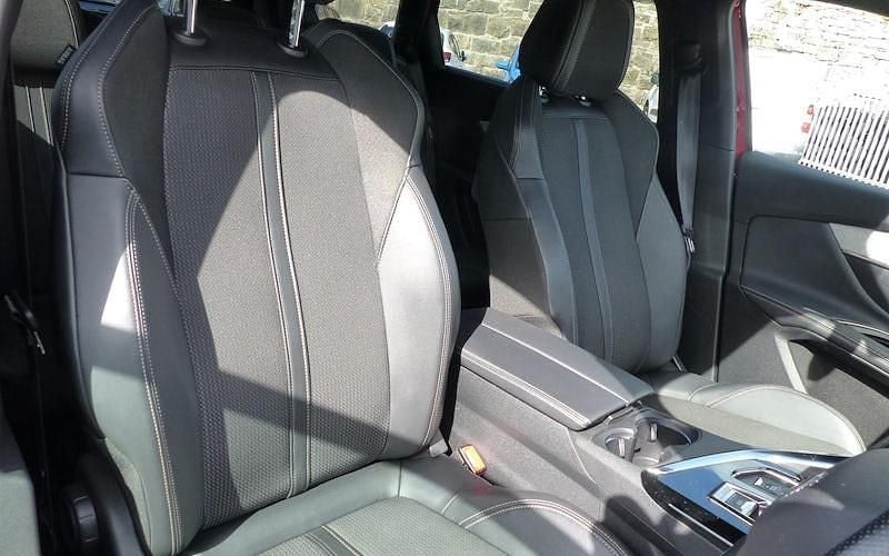 Used Peugeot 5008 GTi 131 HP (96 kW) 2024 Estate