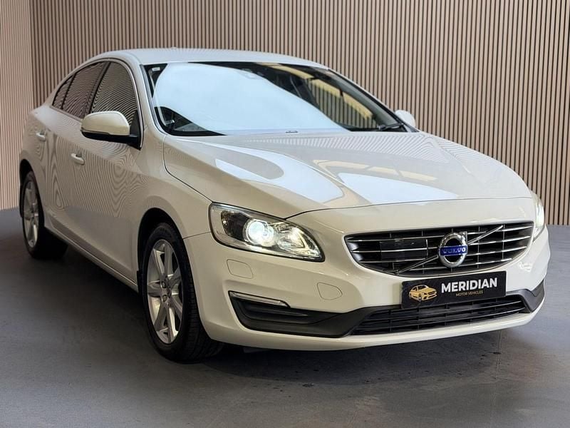Used Volvo S60 SE Lux 181 HP (133 kW) 2015 Sedan