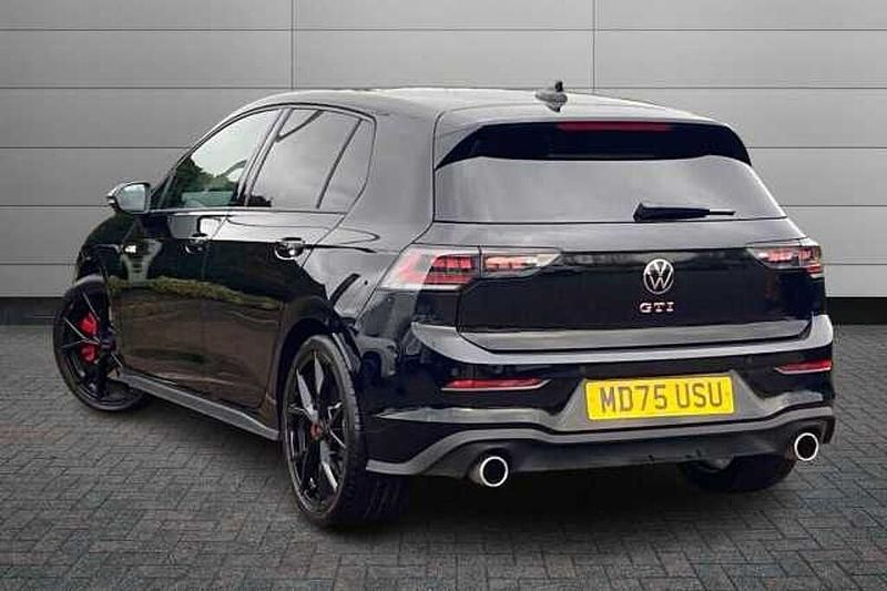 Used VW Golf VIII 265 HP (194 kW) 2026