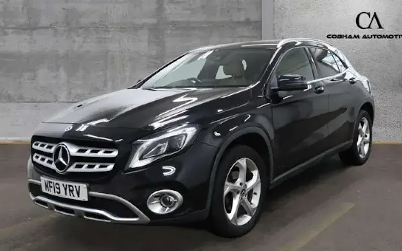 Used Mercedes GLA200 Premium 136 HP (100 kW) 2019 Black SUV