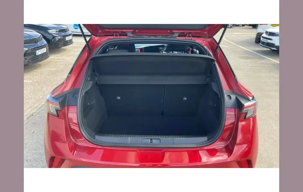 Used Vauxhall Mokka 128 HP (94 kW) 2023 Red SUV
