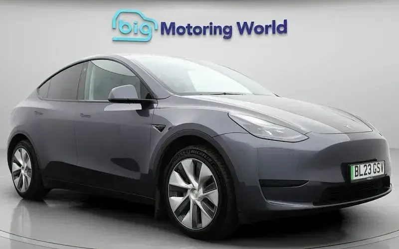 Used Tesla Model Y Standard Range 219 kW (299 HP) 2023 SUV