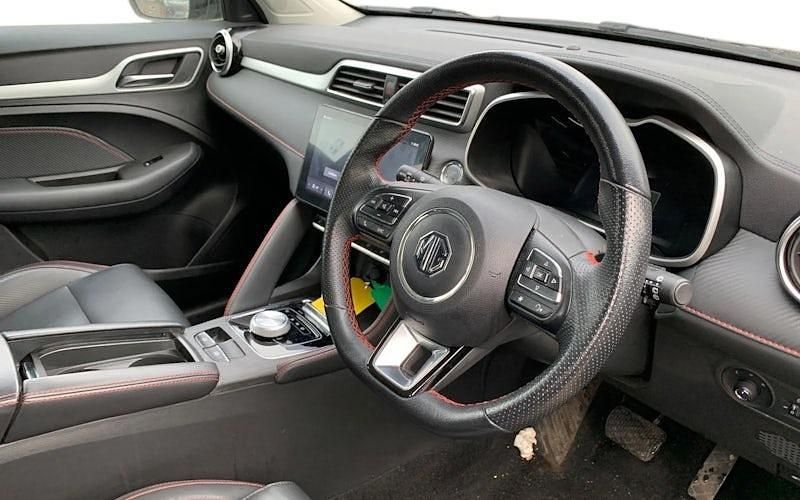 Usado MG ZS Trophy 114 kW (156 HP) 2023 SUV